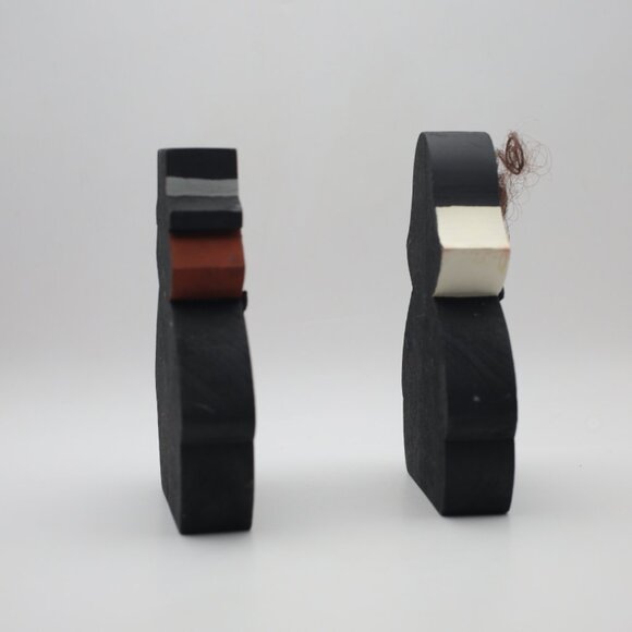 2 Vintage Wooden Pilgrim Thanksgiving Decorations - Picture 5 of 7